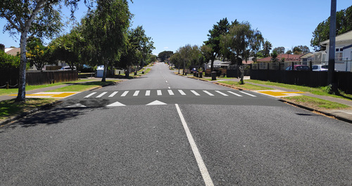 Speed table normal with zebra crossing web