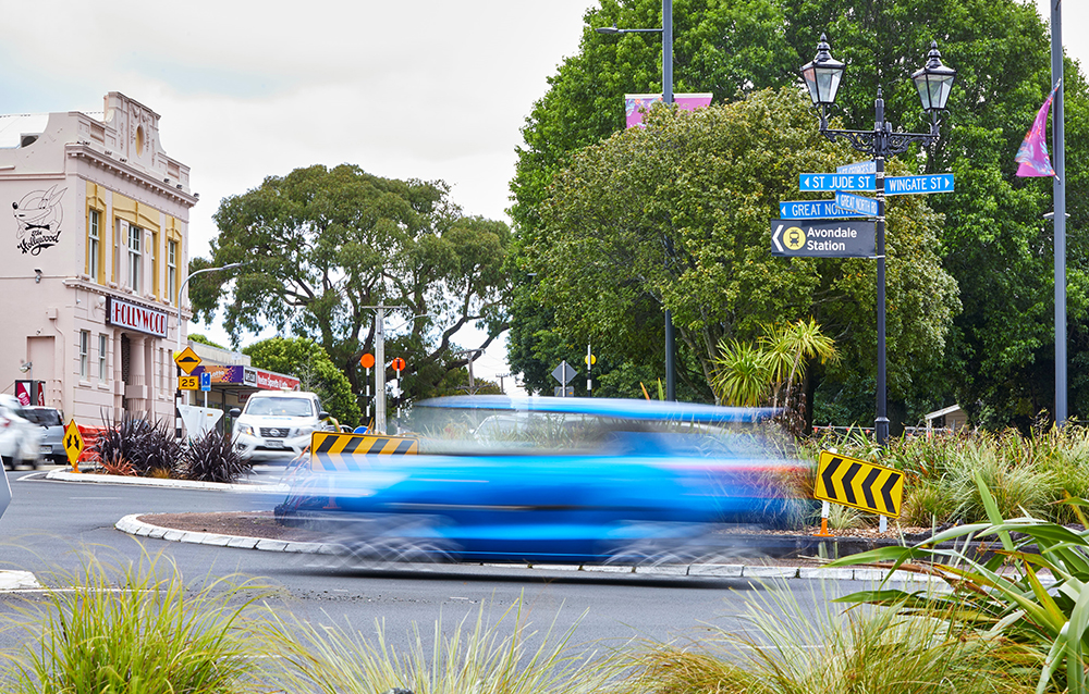 https://at.govt.nz/media/1990849/nga-tiriti-ngangahau-avondale-roundabout.jpg