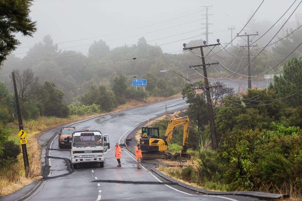 Work underway to repair damaged section of Glenvar Road