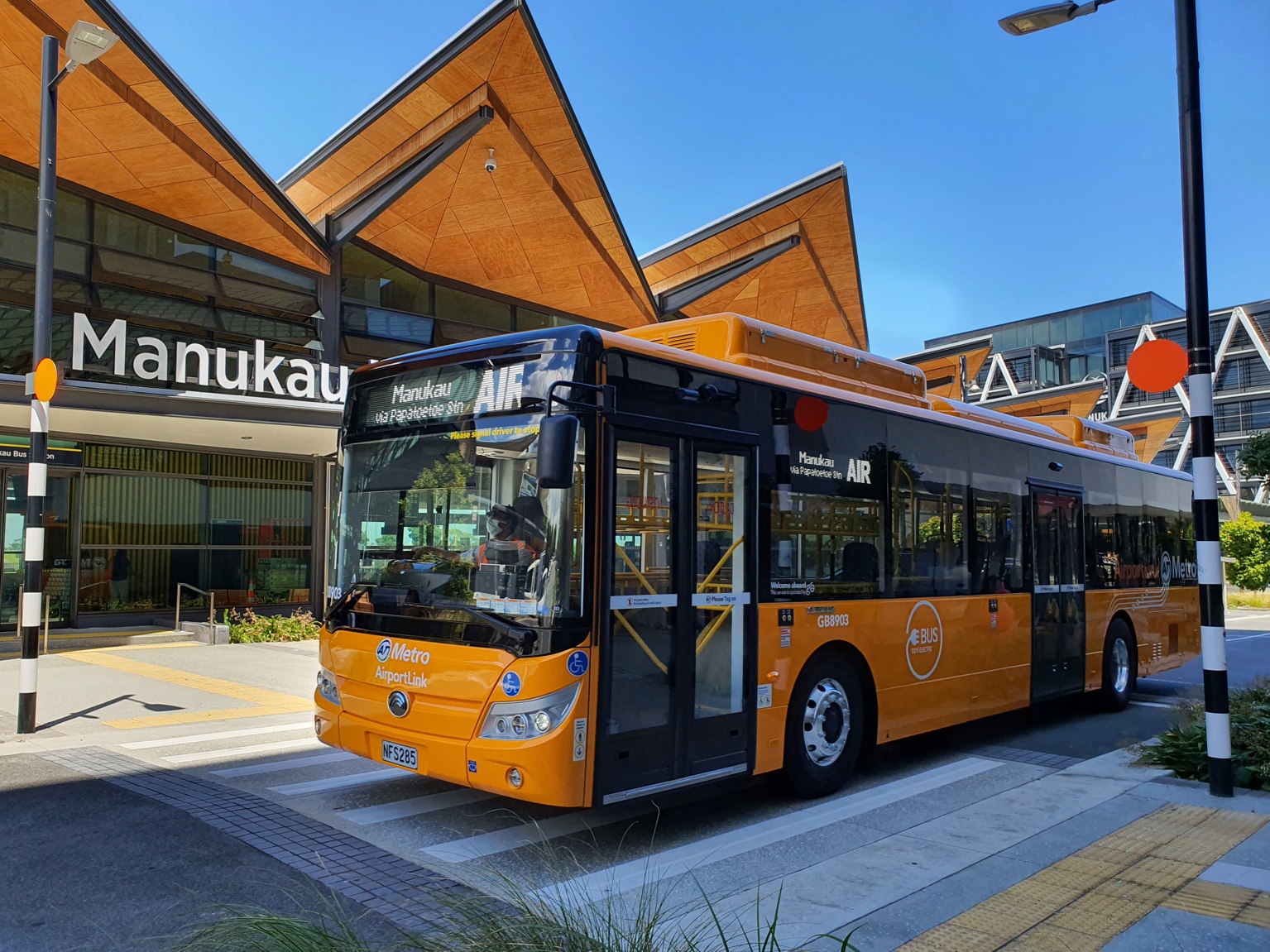 AirportLink bus outside Manukau bus station