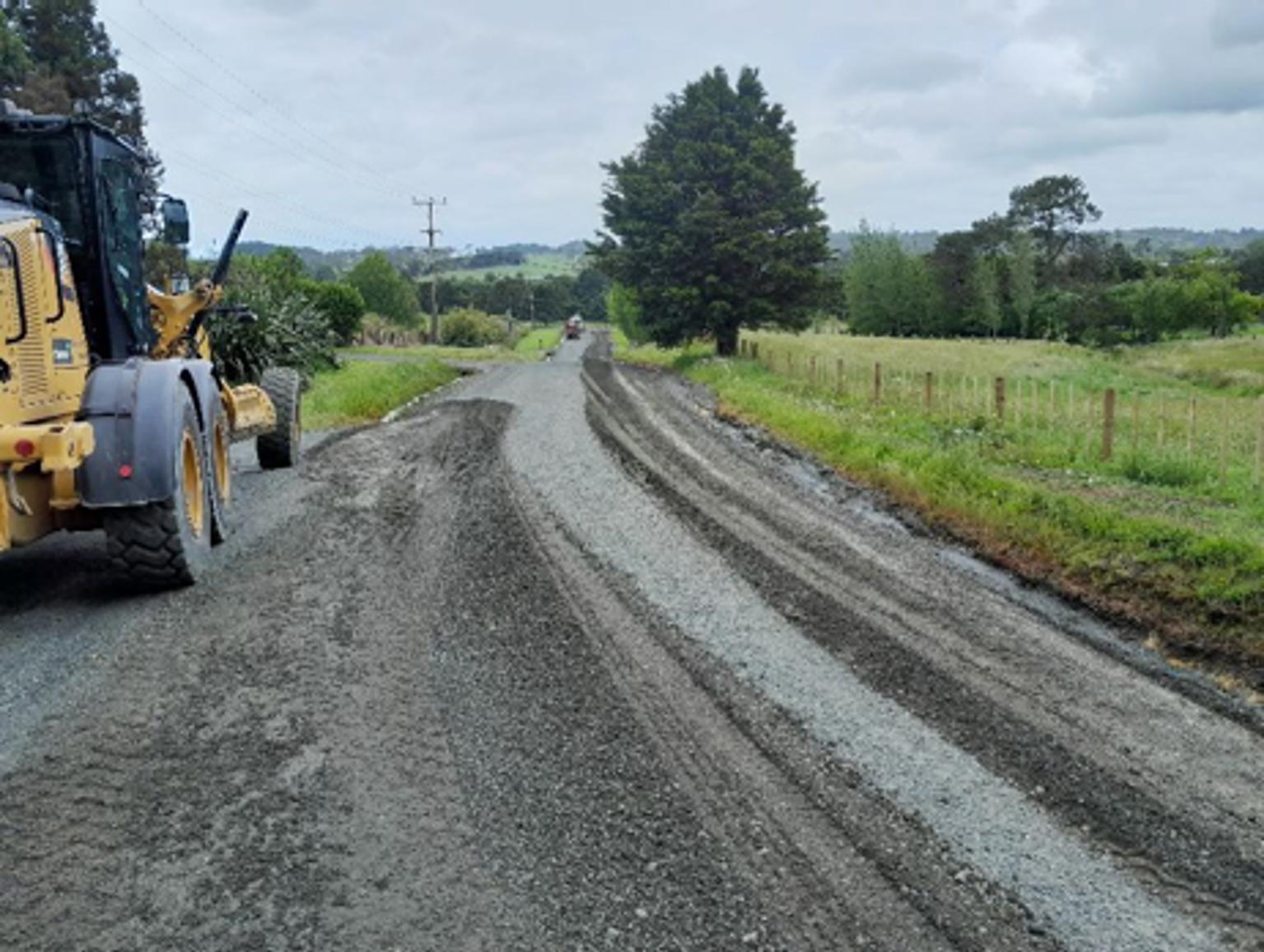 Inclosed R Road Improving the unsealed road network
